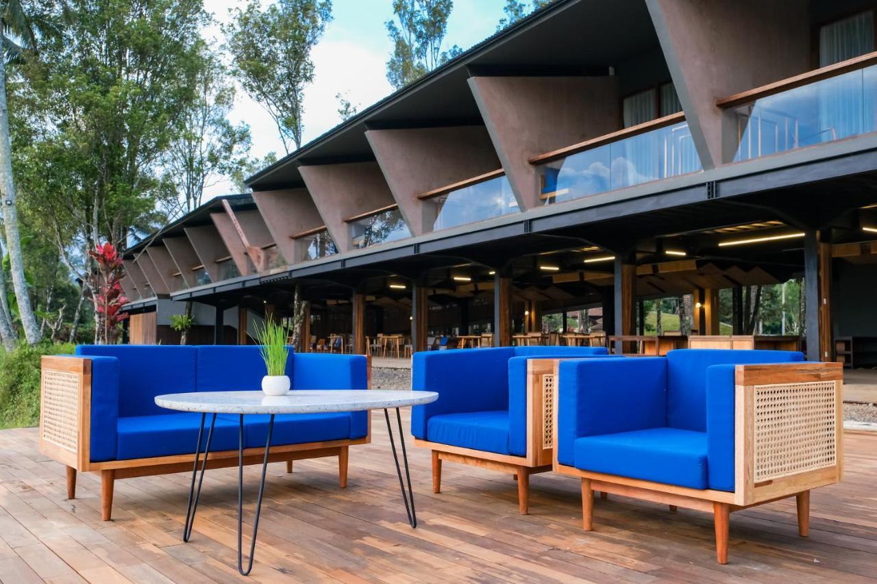 Teras Hotel Ijen Banyuwangi Banyuwangi  Exterior foto